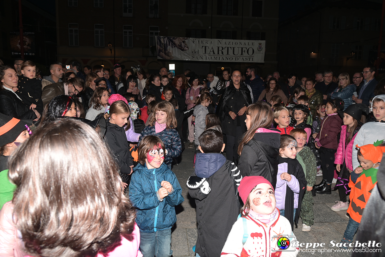 VBS_6821 - Halloween in piazza 2023.jpg